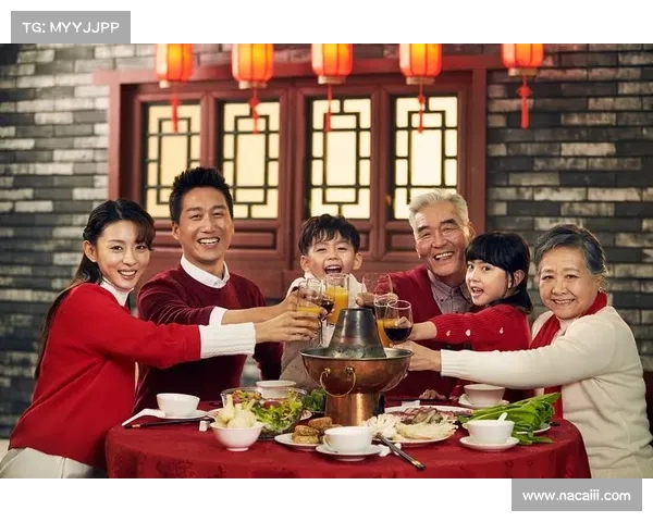 亲情再聚首,克雷桑与家人共同度过难忘的温馨时刻(克雷洛夫百科) 亲情再聚首,克雷桑与家人共同度过难忘的温馨时刻(克雷洛夫百科)